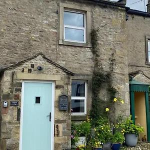bluebell-cottage.yorkshirehotels.net/
